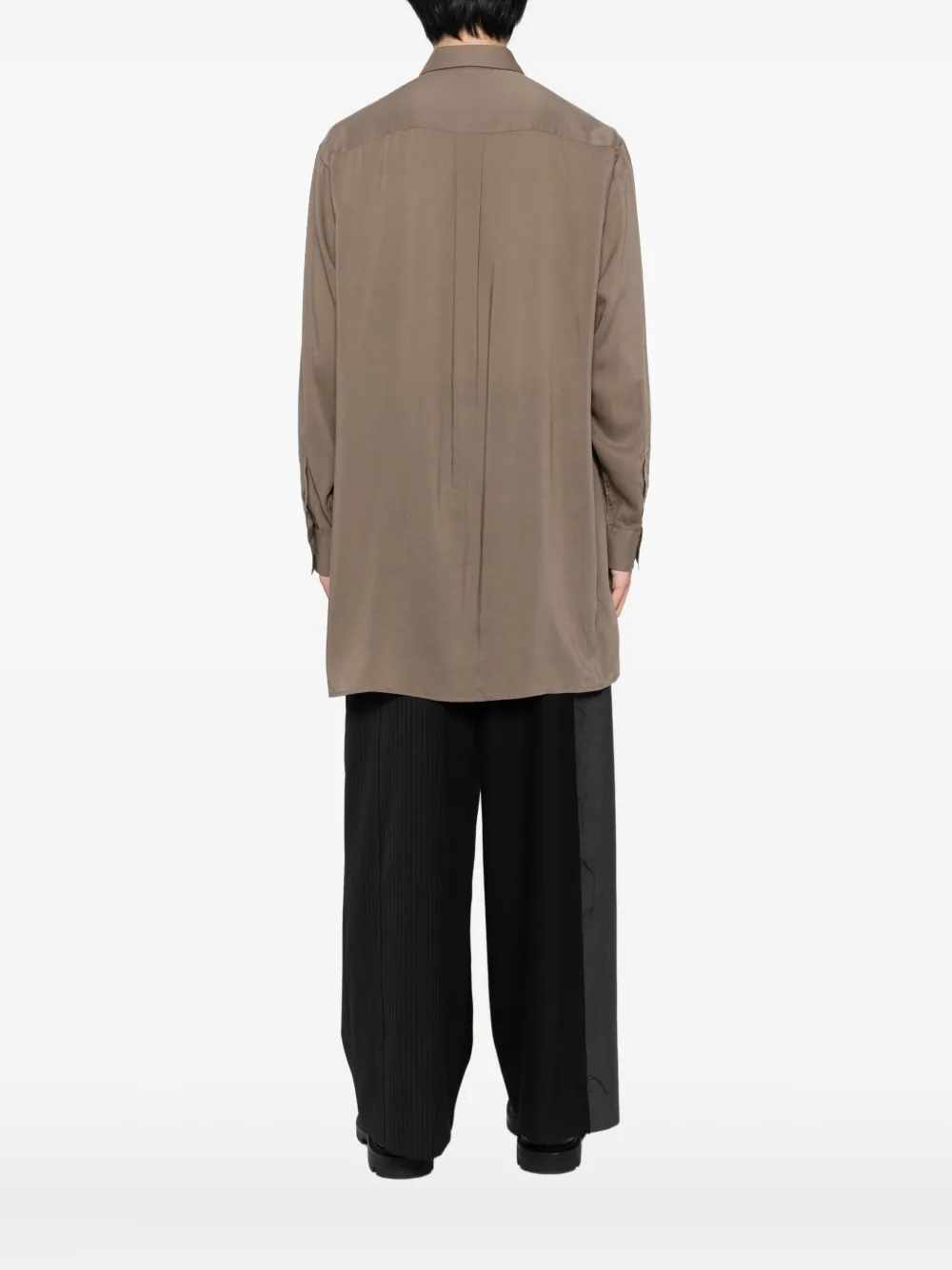 Yohji Yamamoto Overhemd met gelaagde kraag en lange mouwen Bruin