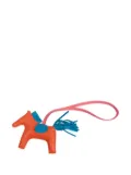 Hermès Pre-Owned 2018 Milo Lambskin GriGri Rodeo Bag Charm PM key chain - Orange