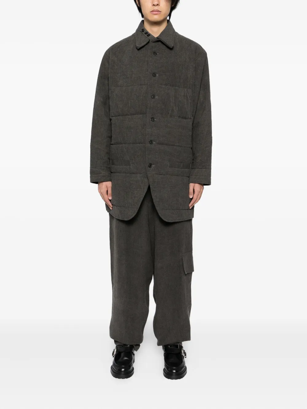 Yohji Yamamoto chamarra capitonada con cuello | Chamarras con plumón y capitonadas | Image 2