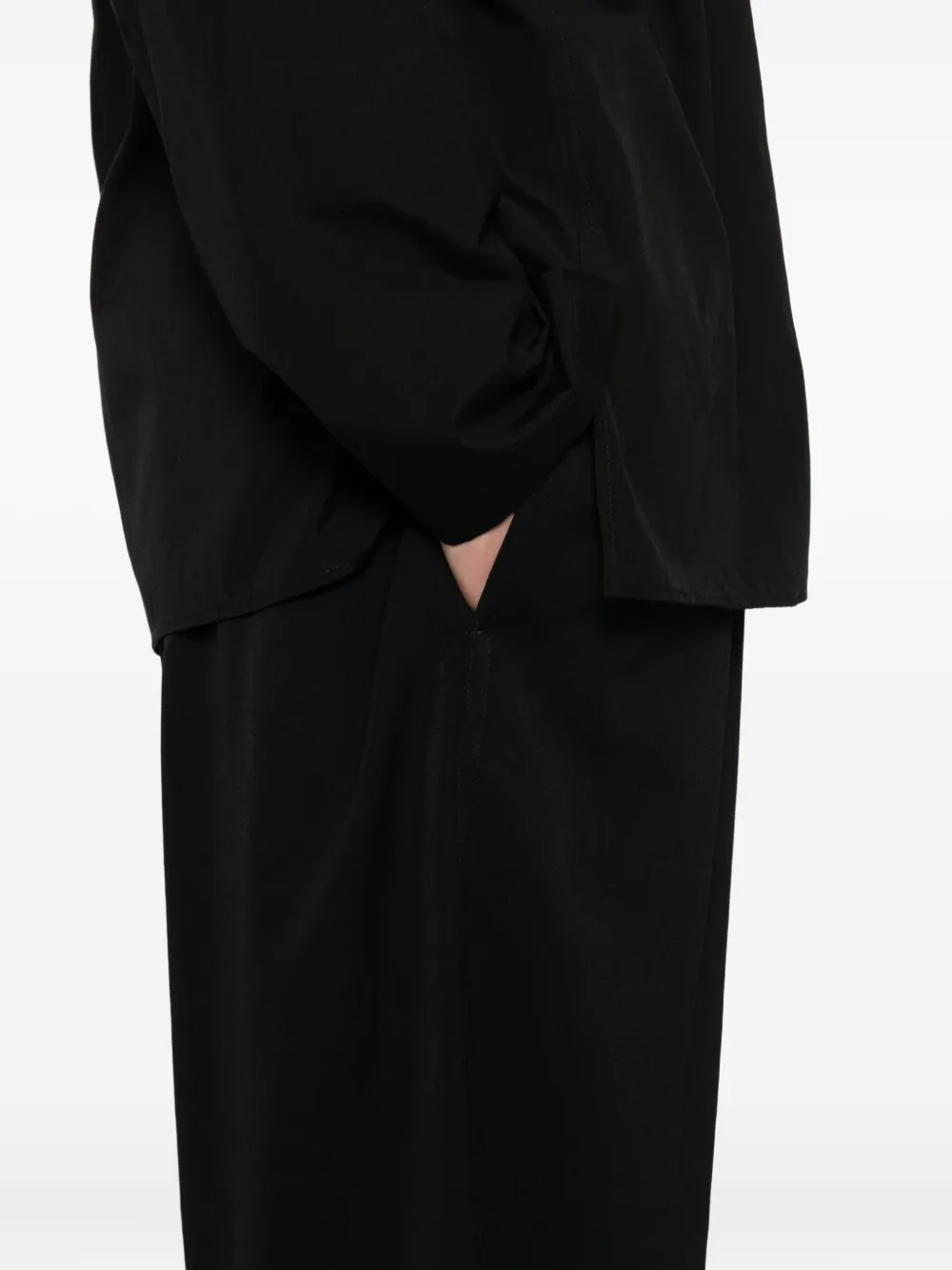 Yohji Yamamoto Broek met toelopende pijpen Zwart