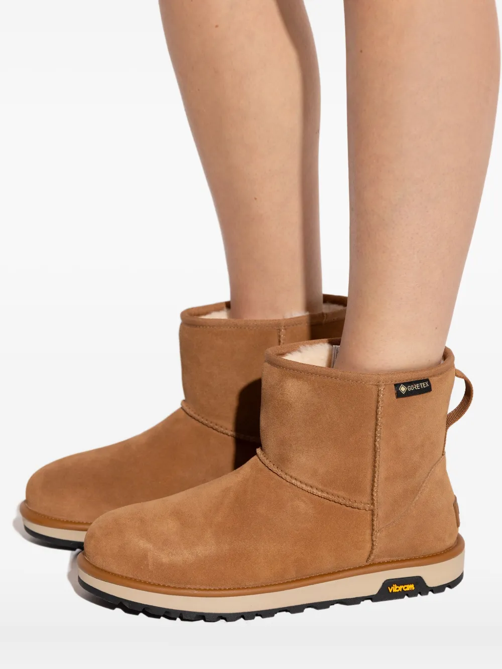 UGG Sneakers met suède zool Bruin