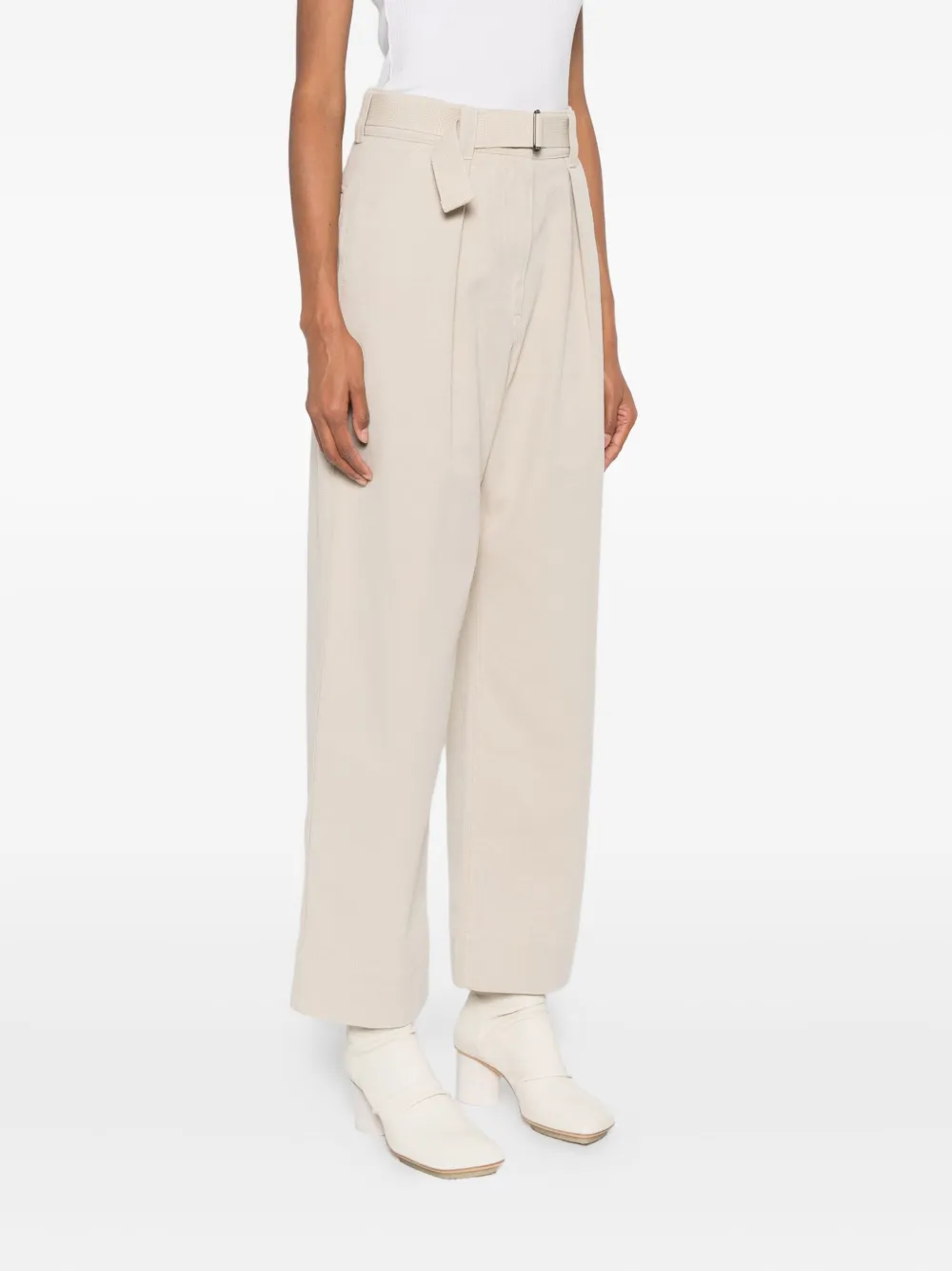 Mhl By Margaret Howell Broek met geplooid detail en ceintuur Beige