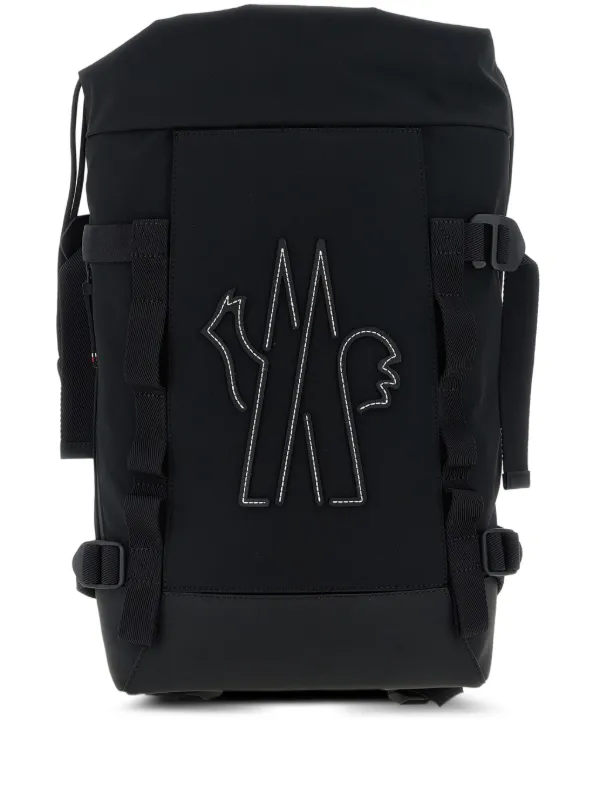 Moncler Grenoble エンボスロゴ バックパック | ブラック | FARFETCH JP