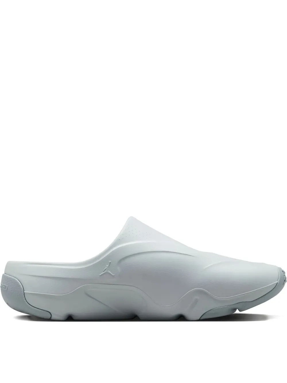 Jordan Roam Slippers In Gray