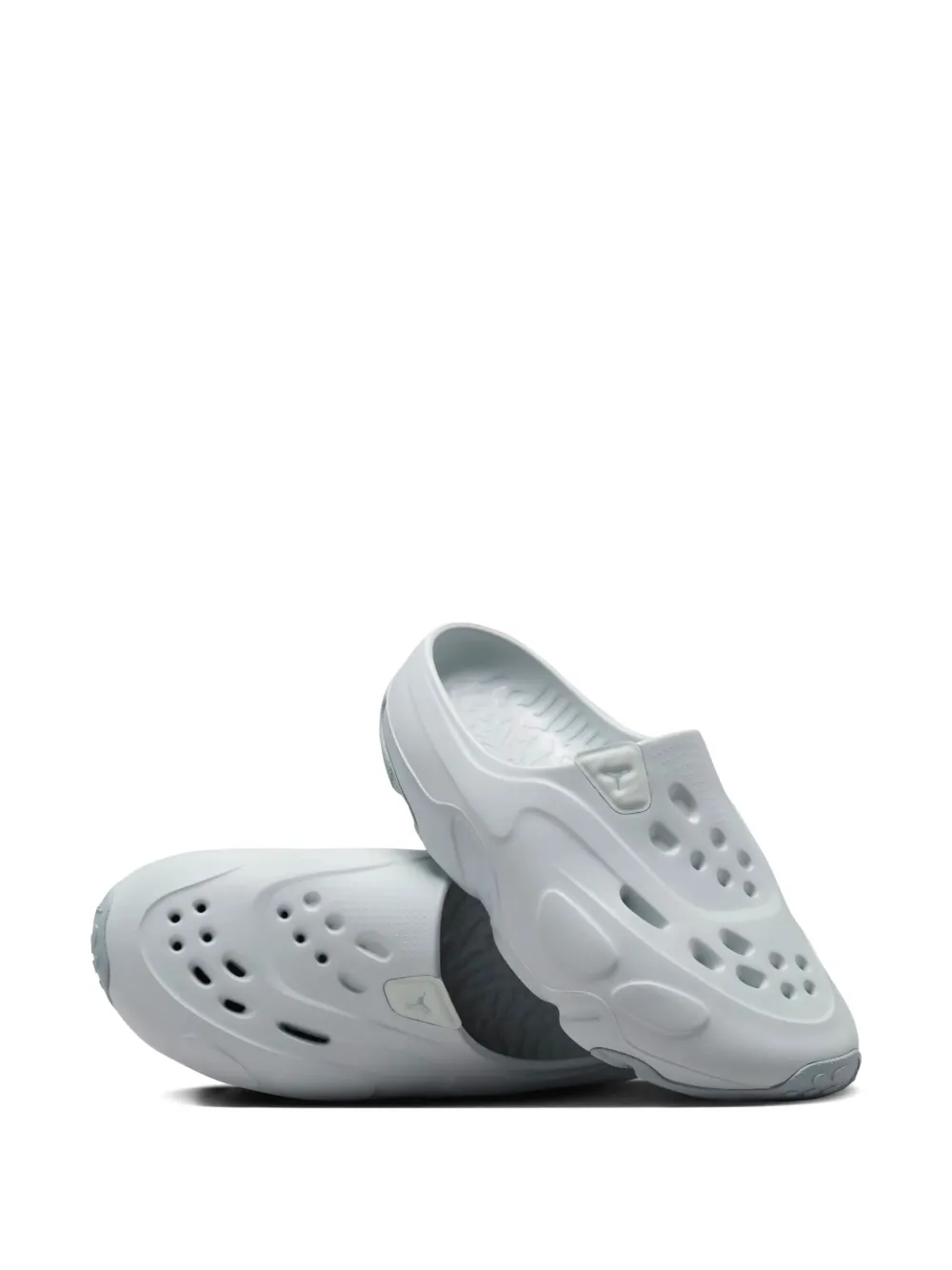 Jordan Roam Slippers In Gray