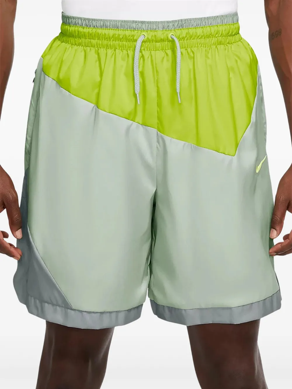 Nike DNA Dri-Fit performance shorts | Green | Image 1