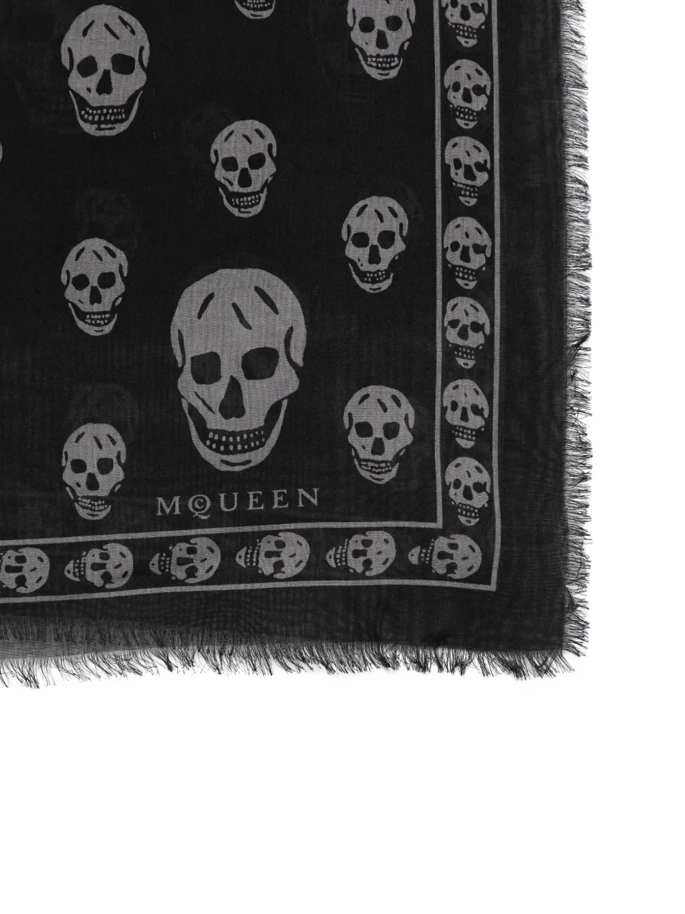 Alexander McQueen skull-print fringed scarf - Zwart