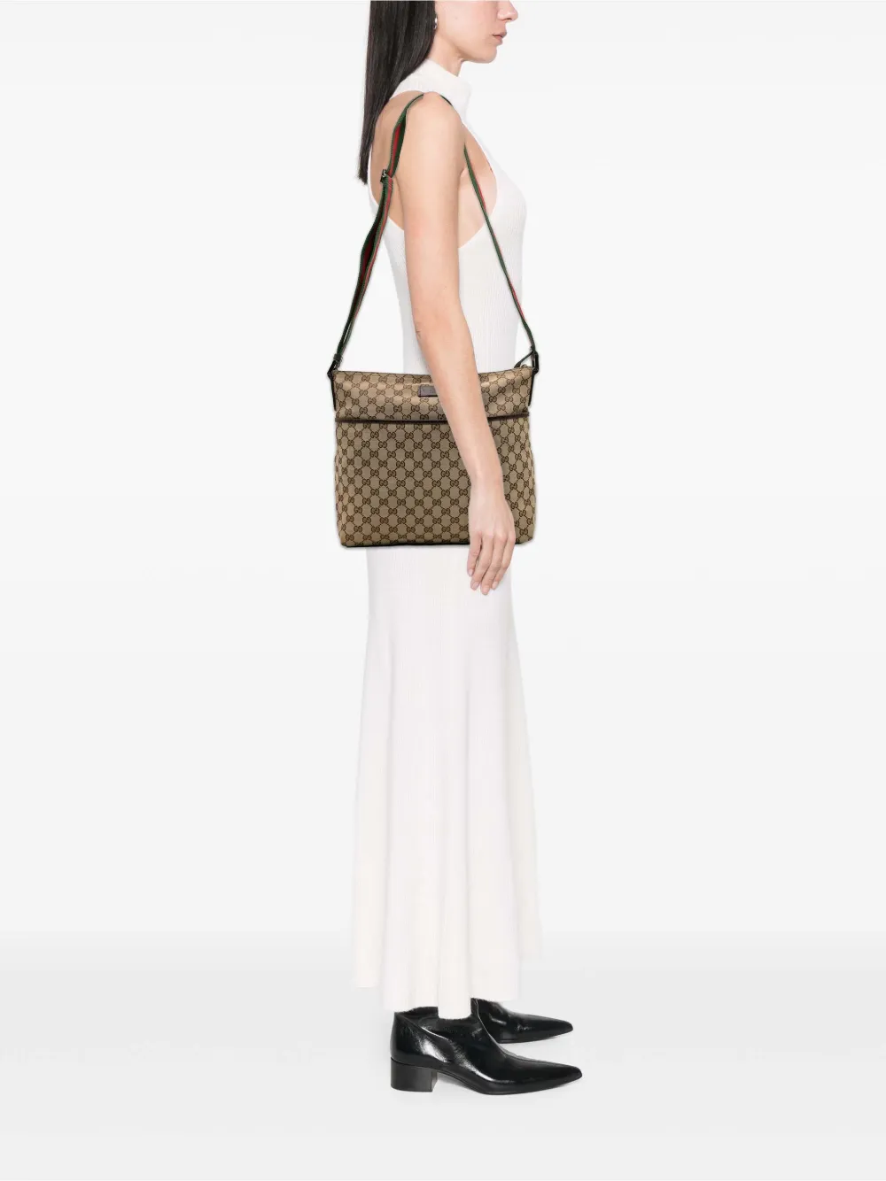 Gucci Pre-Owned شنطة كروس كانفا بشعار GG وبشريط ويب 2016-2025 | كلاسيكيات | Image 2
