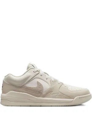 Nike Book 1 