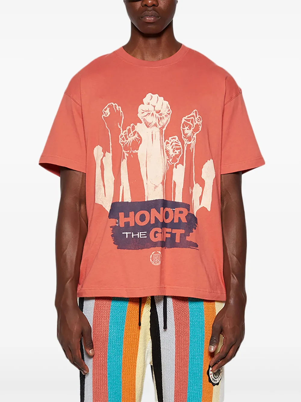 Honor The Gift Dignity T-shirt Rood
