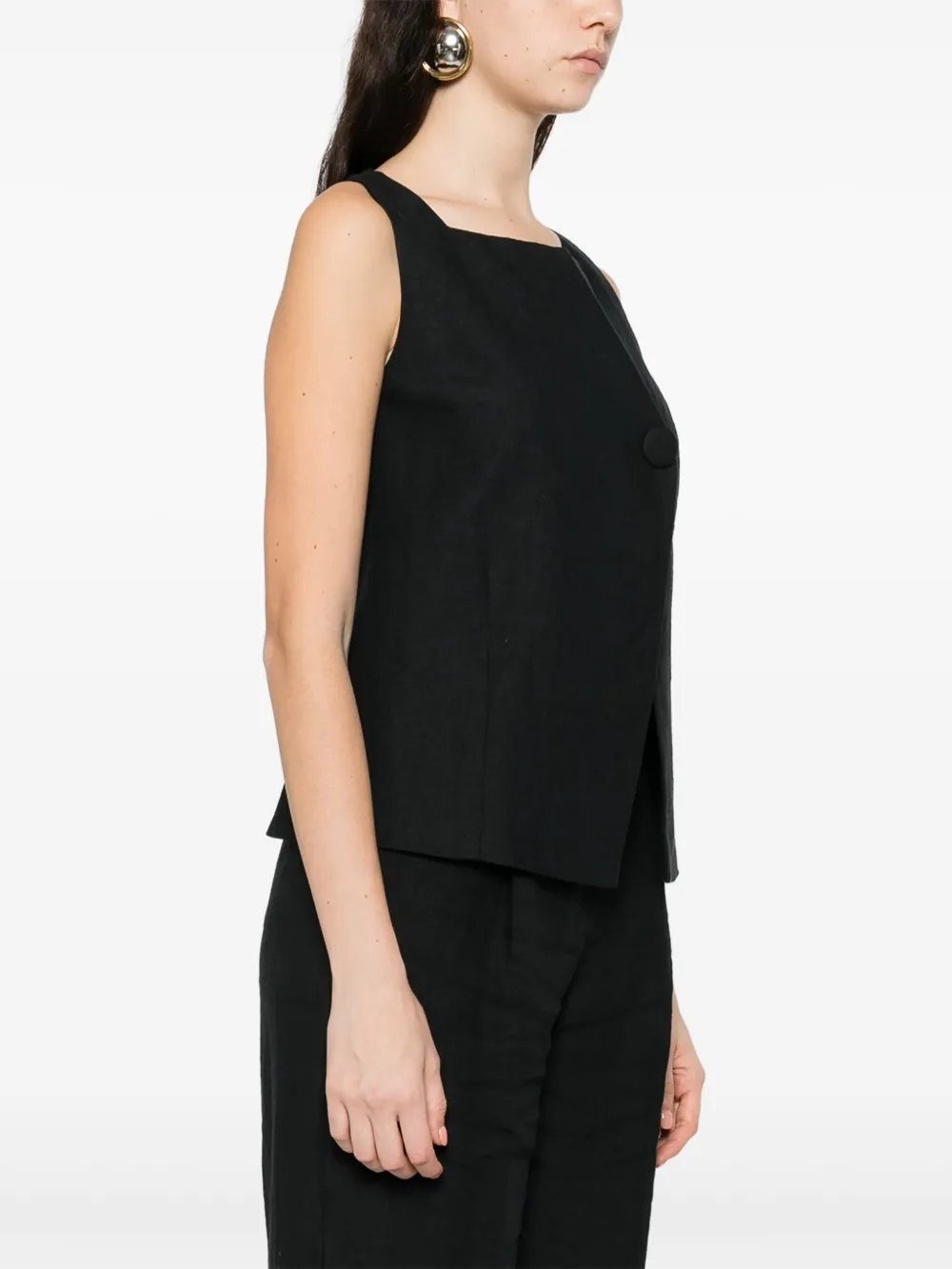Occleus August Vest In Black