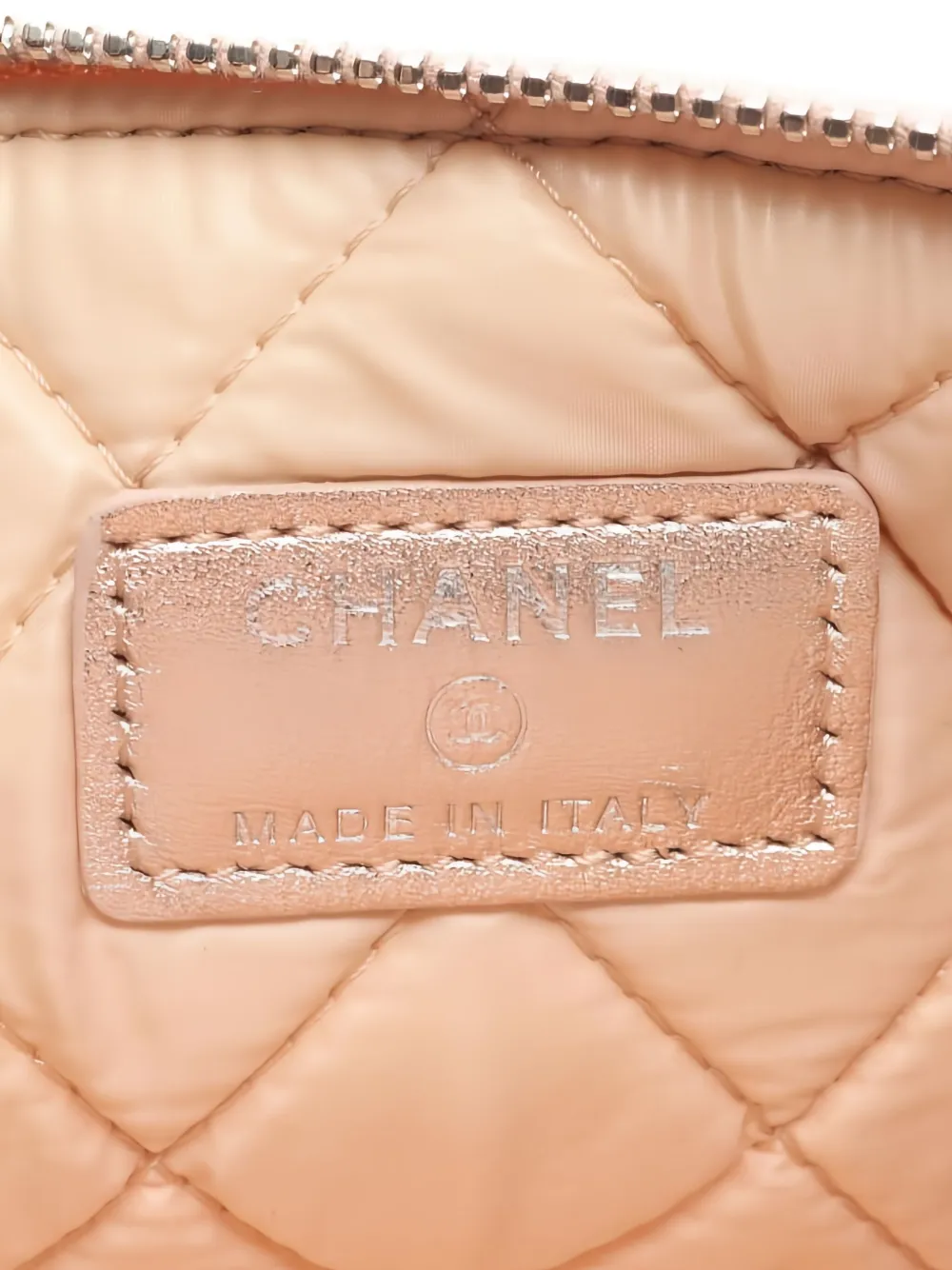 Pre-owned Chanel 2015-2016 Matelassé Quilted Makeup Bag In Pink
