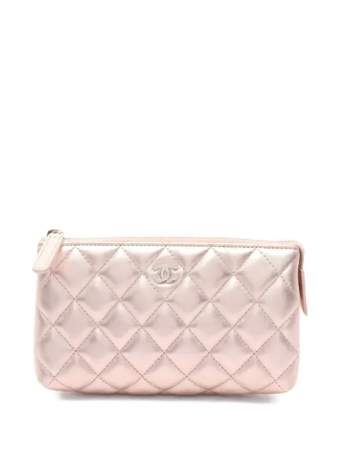 CHANEL Pre-Owned 2015-2016 Matelassé quilted makeup bag