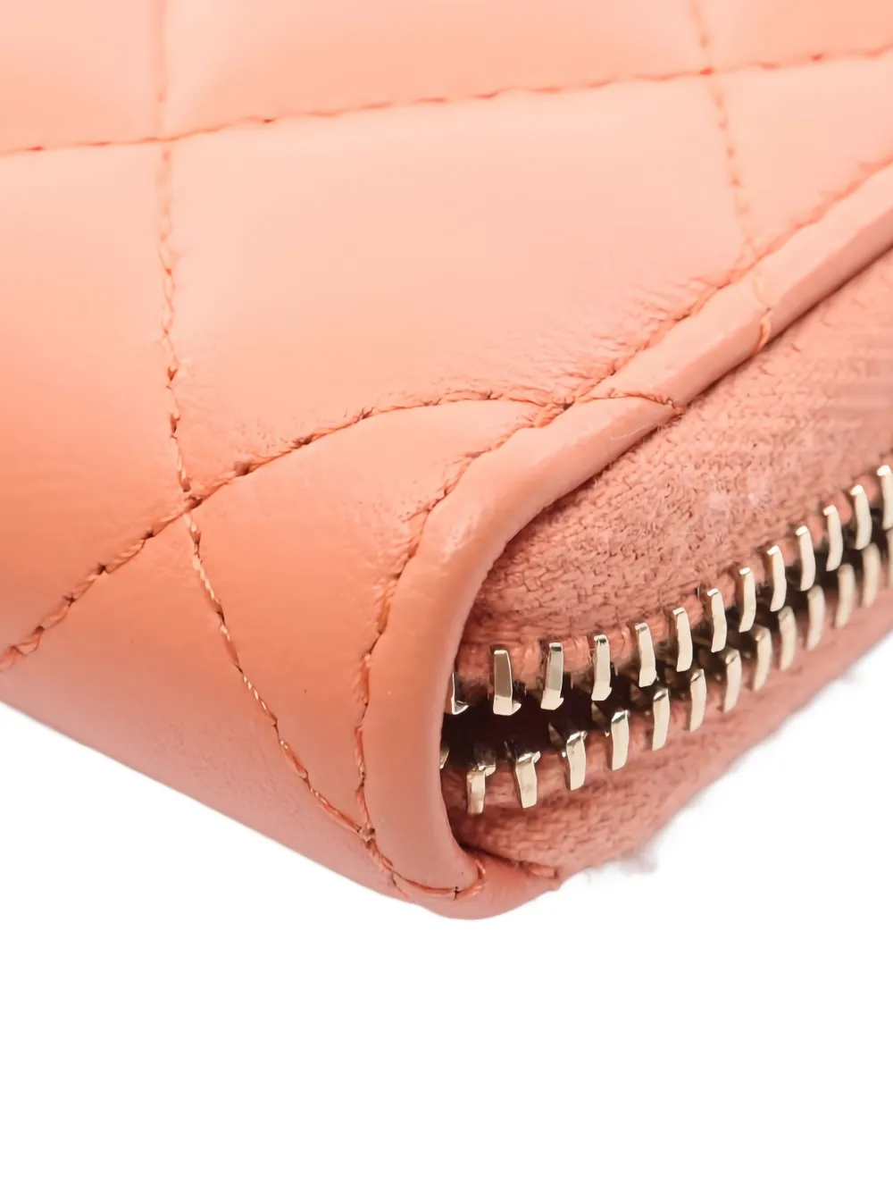 Pre-owned Chanel Matelassé Coin Purse In Pink