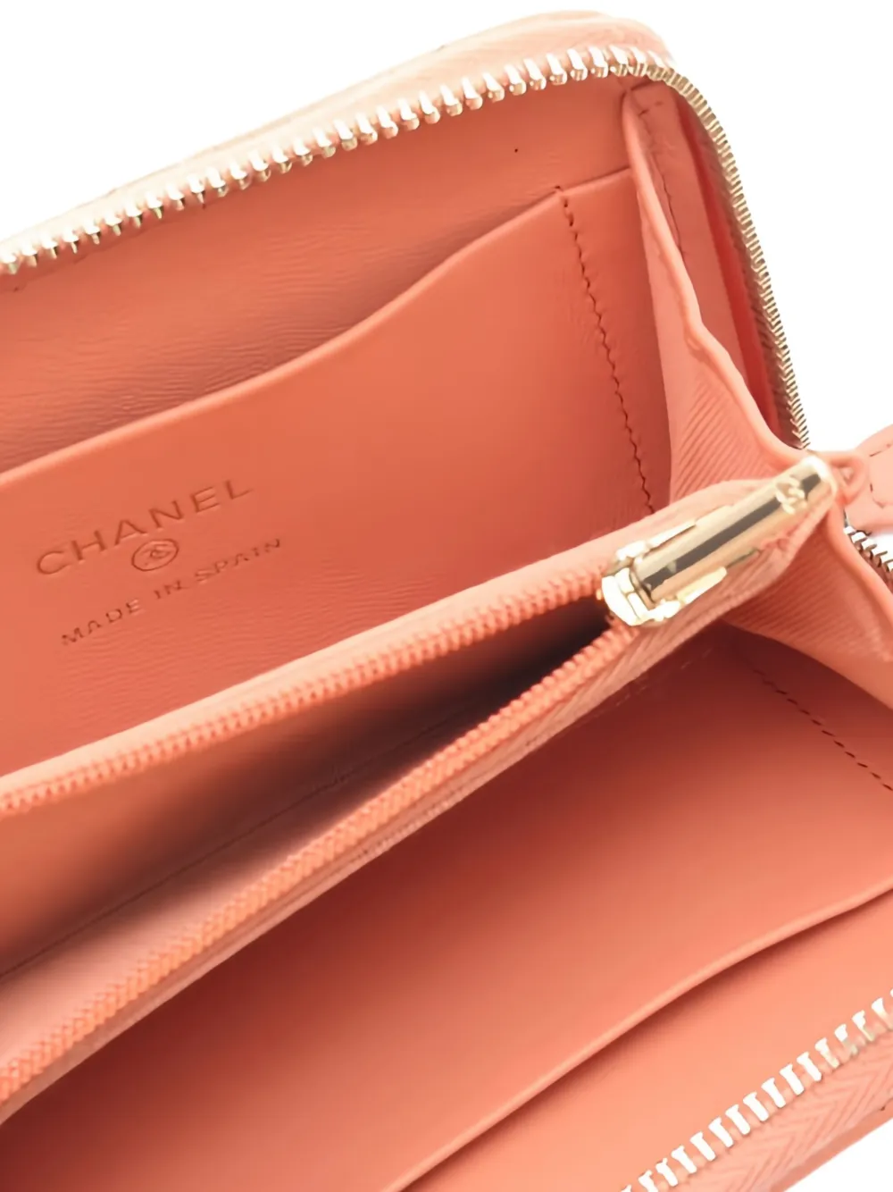 Pre-owned Chanel Matelassé Coin Purse In Pink