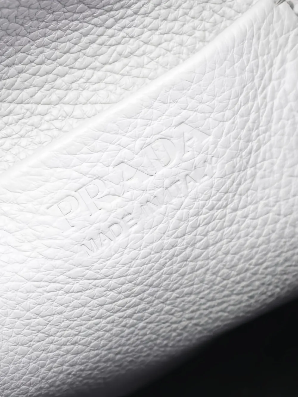 Pre-owned Prada 10s Drawstring Leather Bucket Bag In White