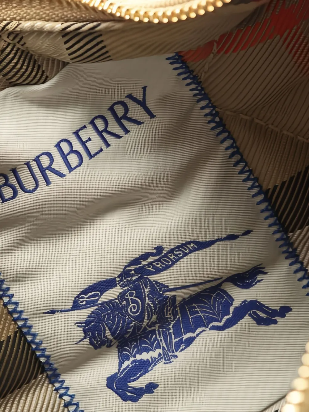 Pre-owned Burberry Horseshoe Quilted Shoulder Bag In Neutral