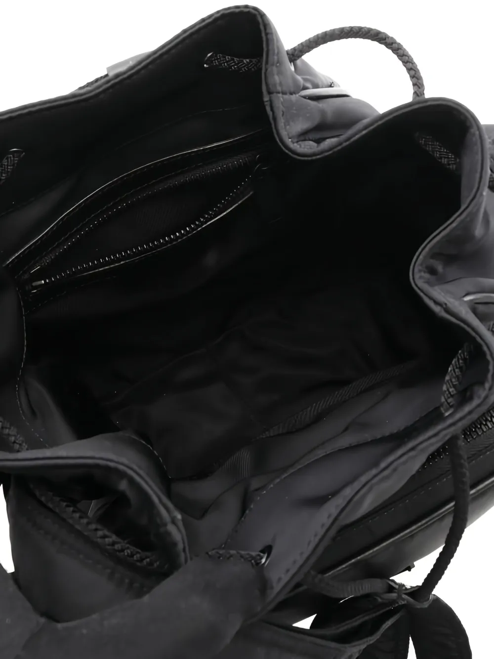 Pre-owned Saint Laurent 2020 Nikki Bucket Bag In Black