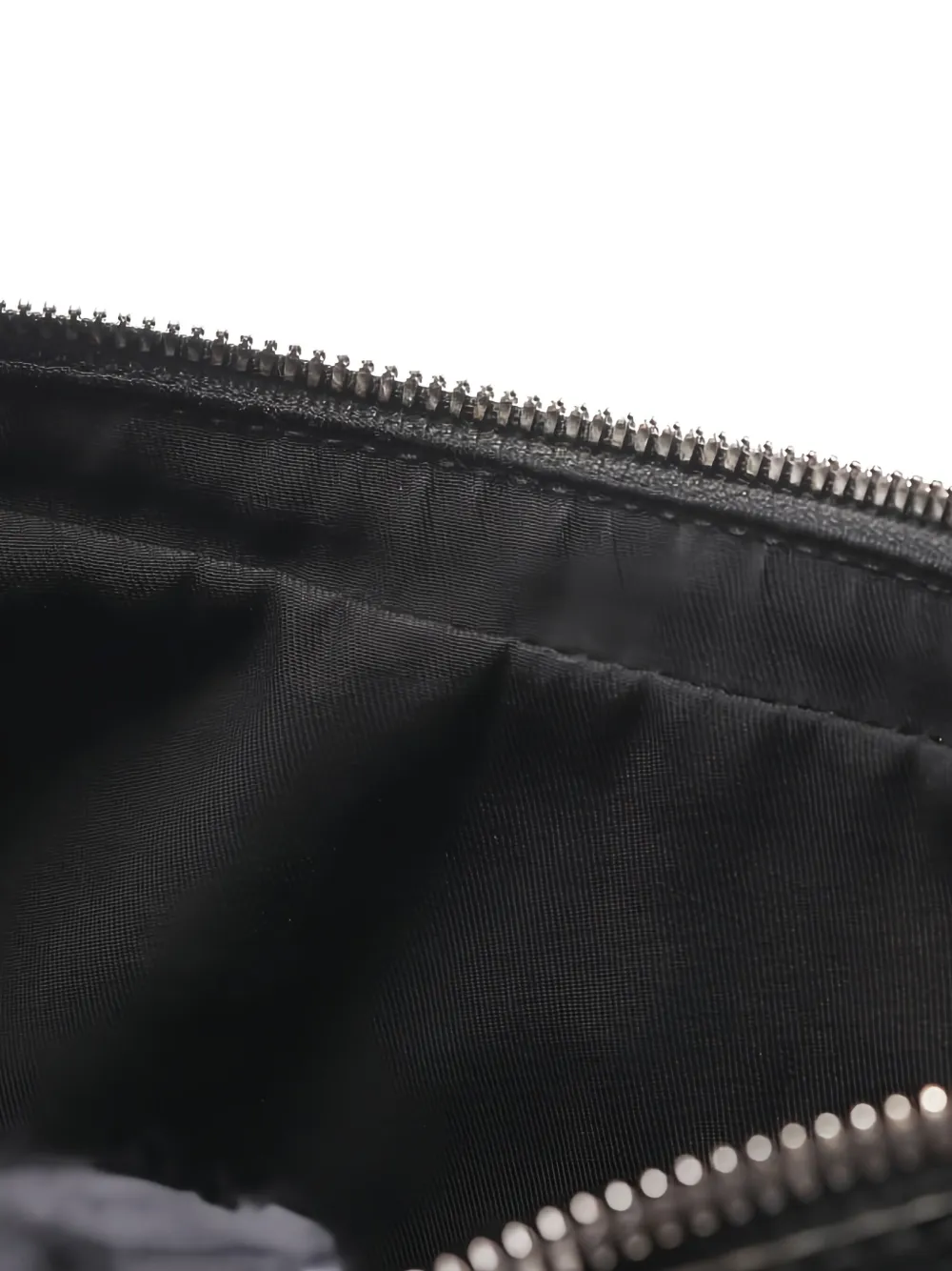 Pre-owned Gucci Gg Canvas Shoulder Bag In Black