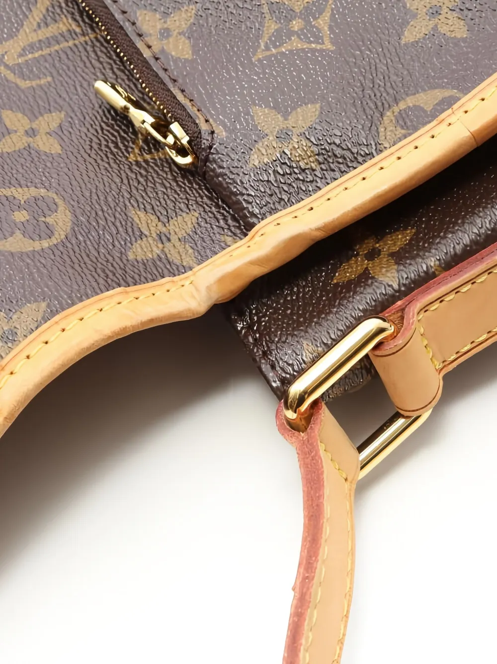 Pre-owned Louis Vuitton 2011 Menilmontane Mm Monogram Canvas Shoulder Bag In Brown