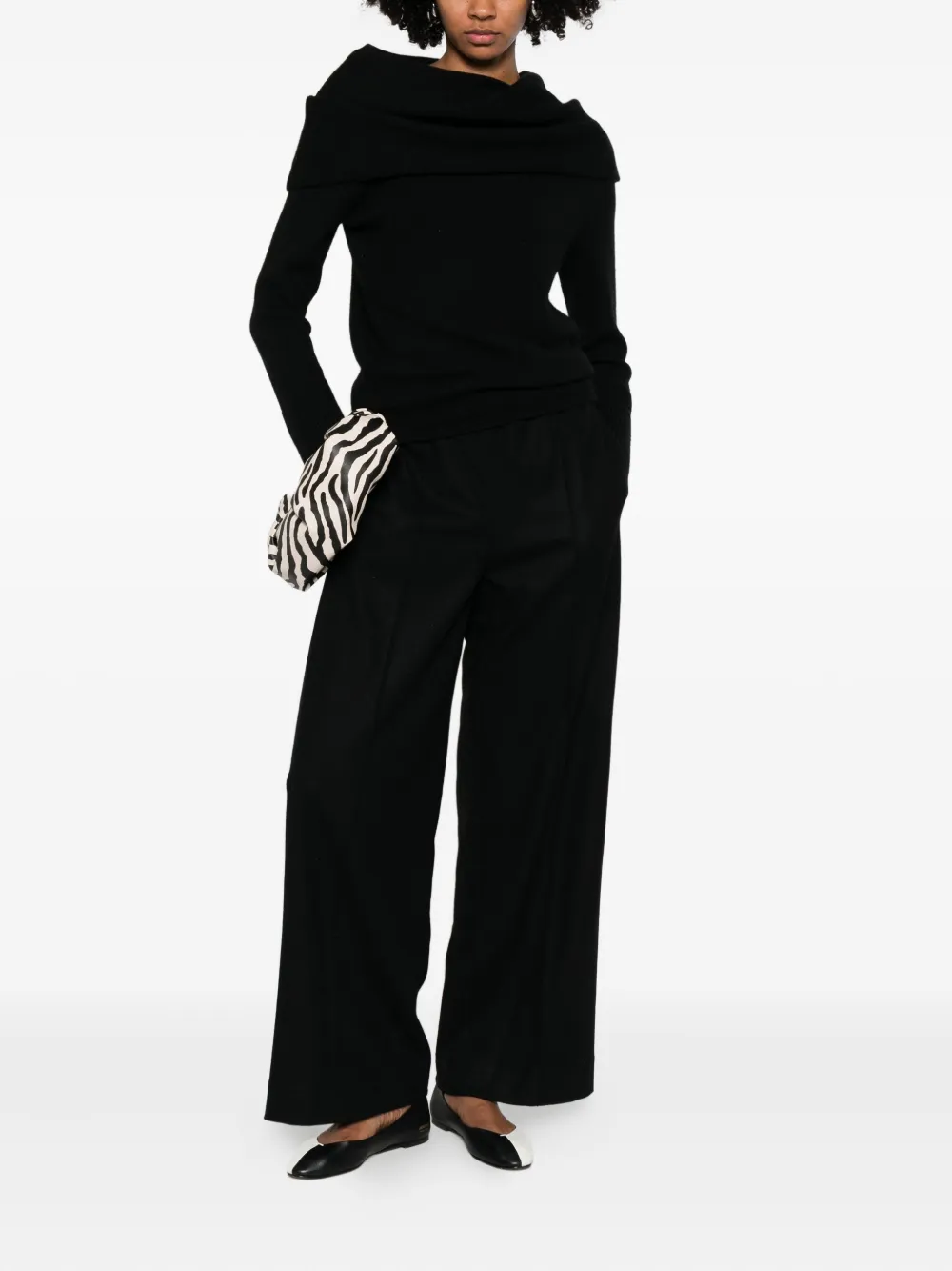 Gran Sasso Off-shoulder Sweater In Black