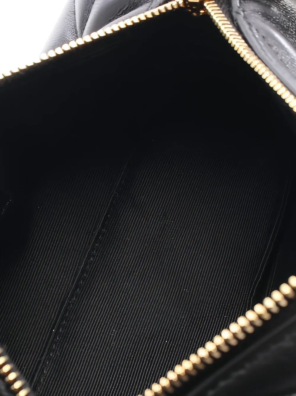 Pre-owned Saint Laurent Diamond-quilted Shoulder Bag In Black