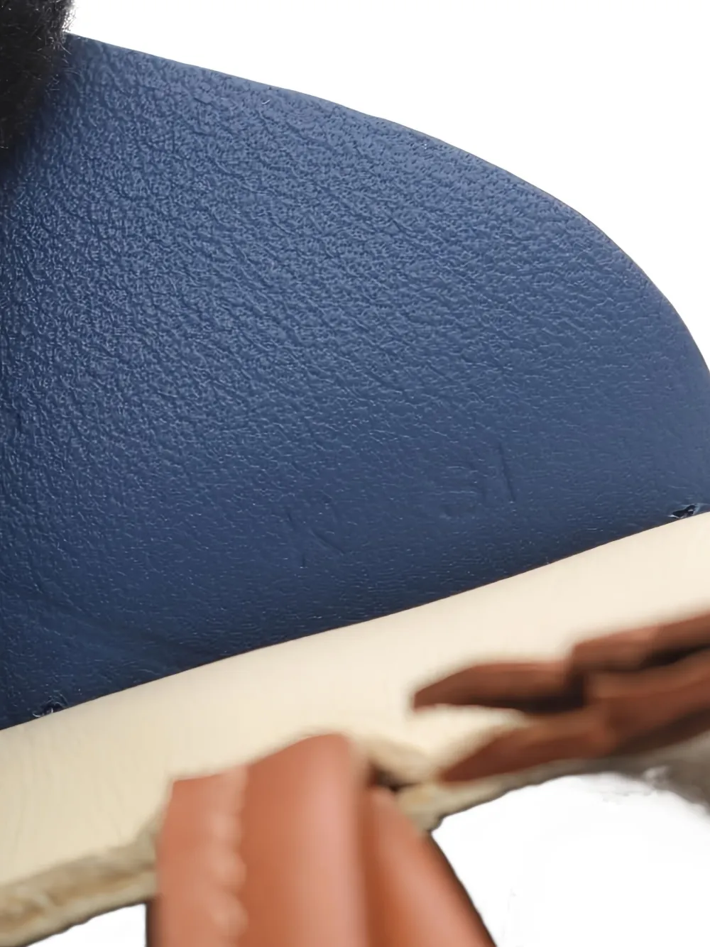 Hermès Pre-Owned Pegasus bag charm | Image 2