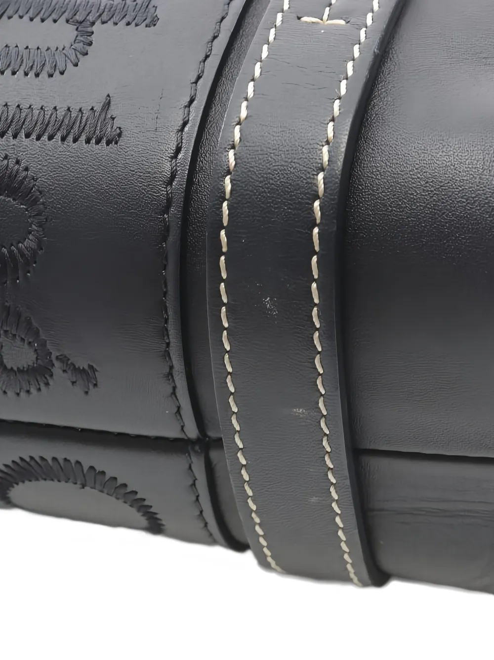 Pre-owned Chloé Small Woody Handbag In Black