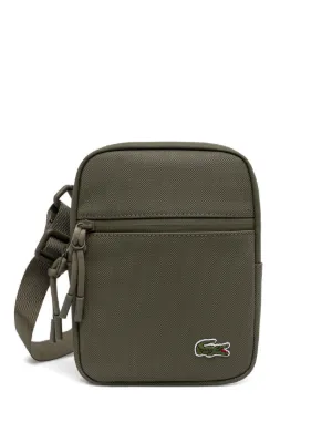 Lacoste ロゴエンボス メッセンジャーバッグ | グリーン | FARFETCH JP