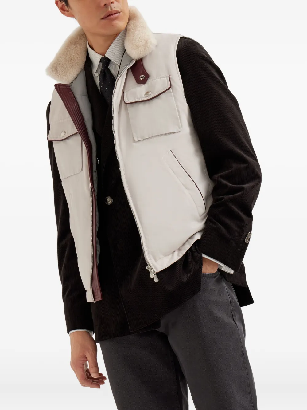 Brunello Cucinelli Bodywarmer met zakken en kraag Beige