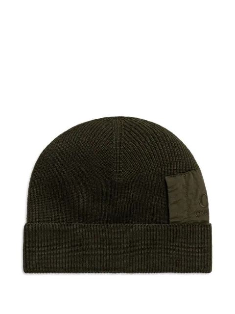 C.P. Company gorro con parche cuadrado