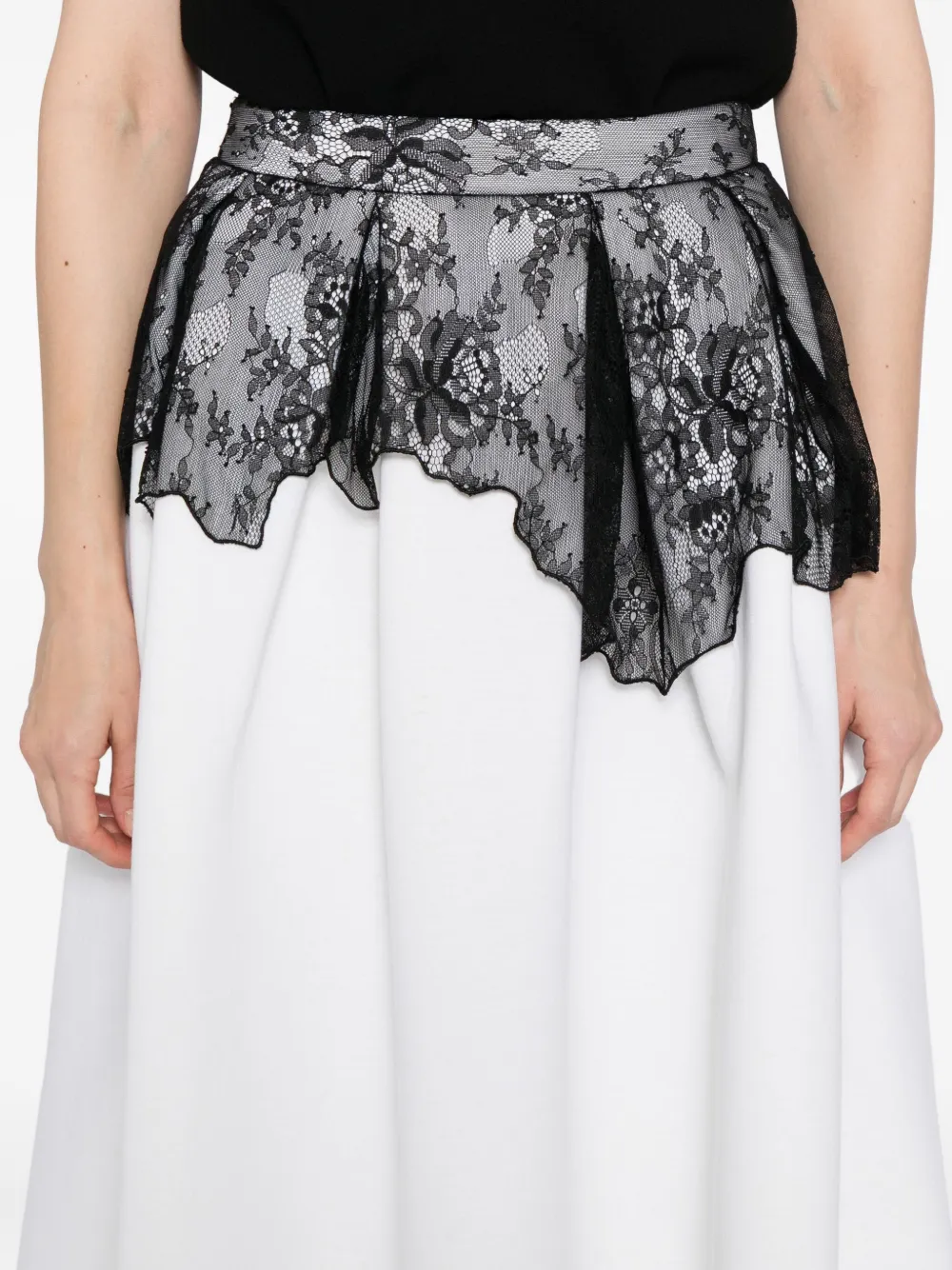 Ych Floral-lace Skirt In Neutral