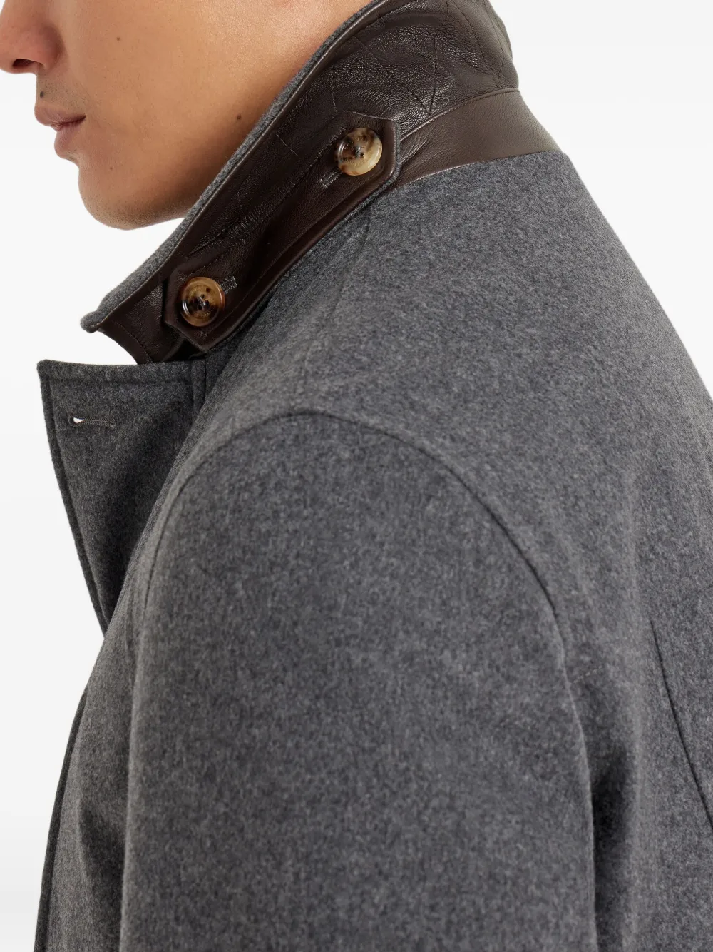 Brunello Cucinelli Gewatteerd jack met ceintuur Grijs