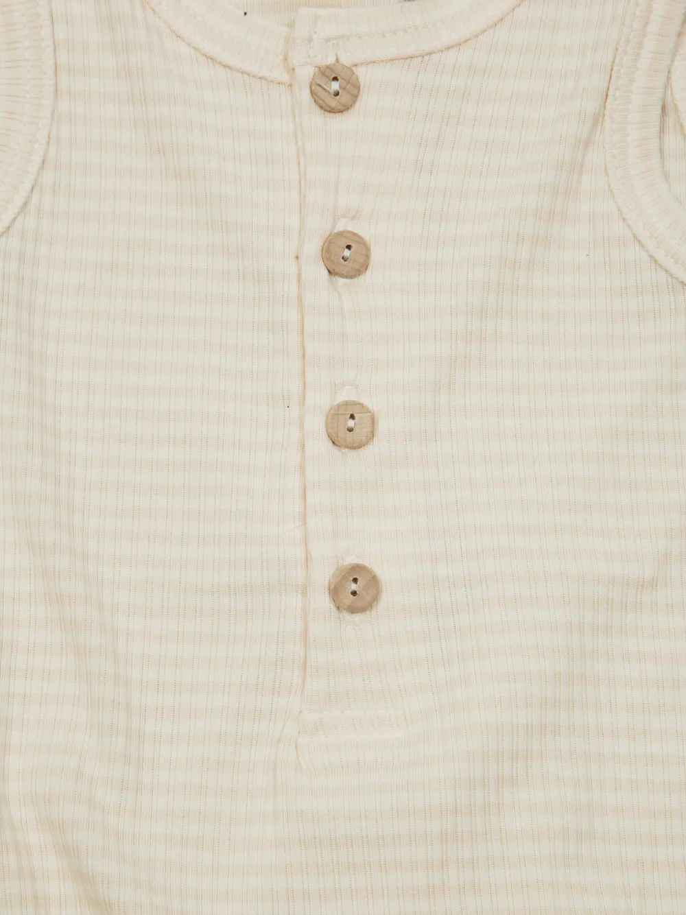 1 + IN THE FAMILY Gestreepte romper met knopen Beige
