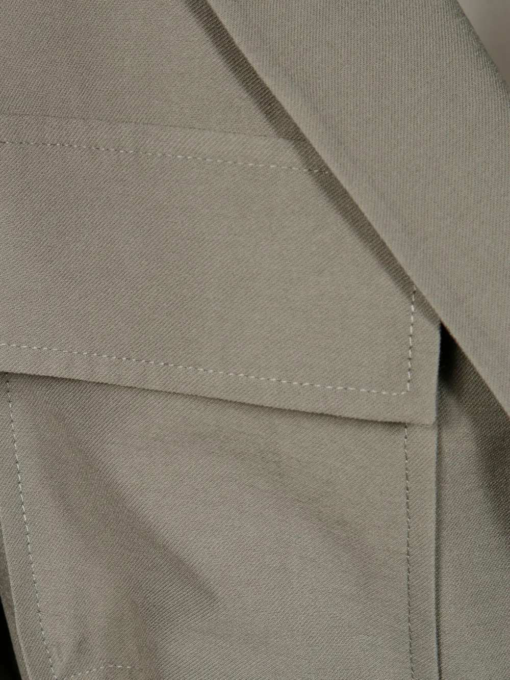Fit Pocket Belted Jacket In Gray