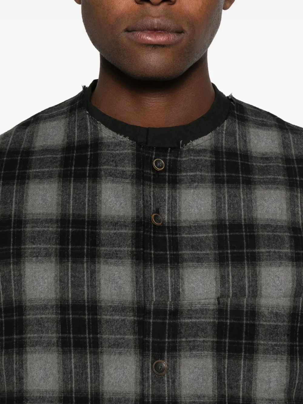 Individual Sentiments Checked Long-sleeved Shirt In Gray