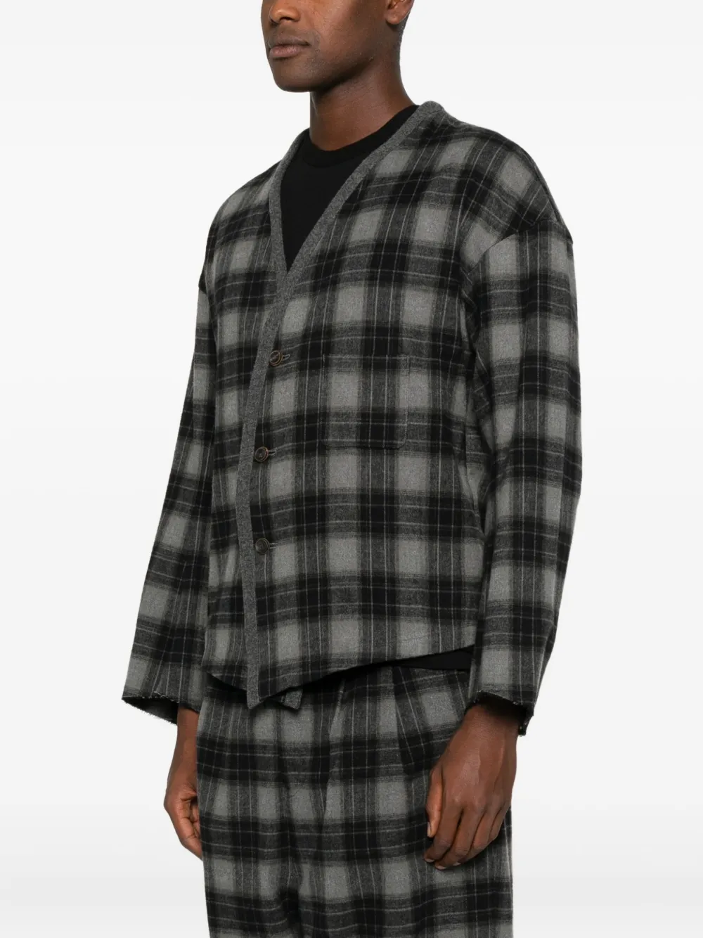 Individual Sentiments Plaid-pattern Cardigan In Gray