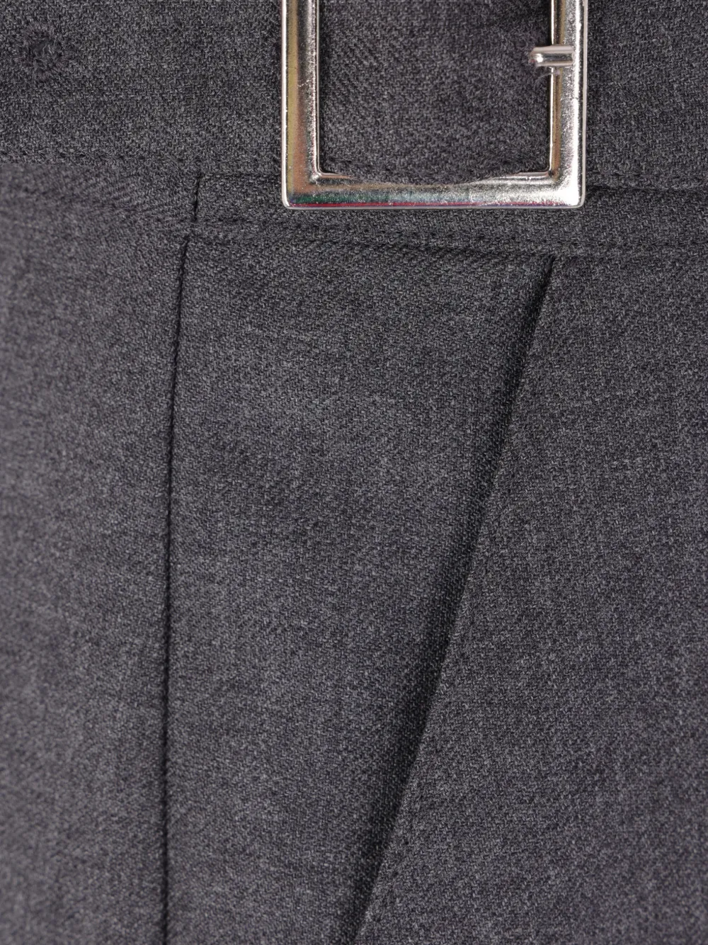 Zomer Buckle-detailed Trousers In Gray