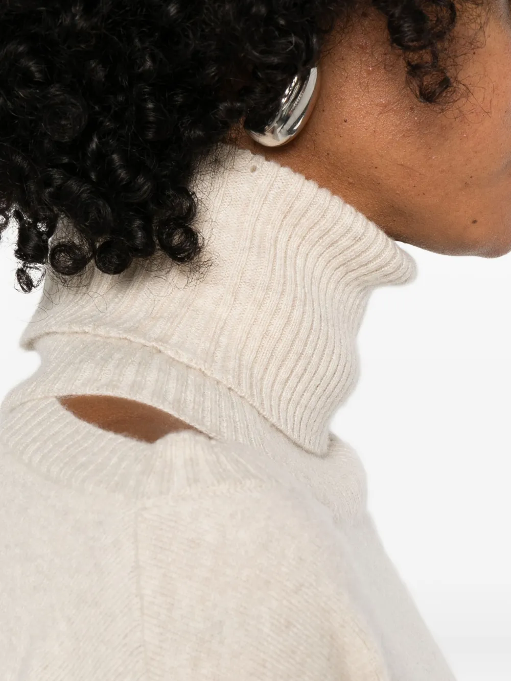 Uma Wang Trui met hoge hals en uitgesneden details Wit