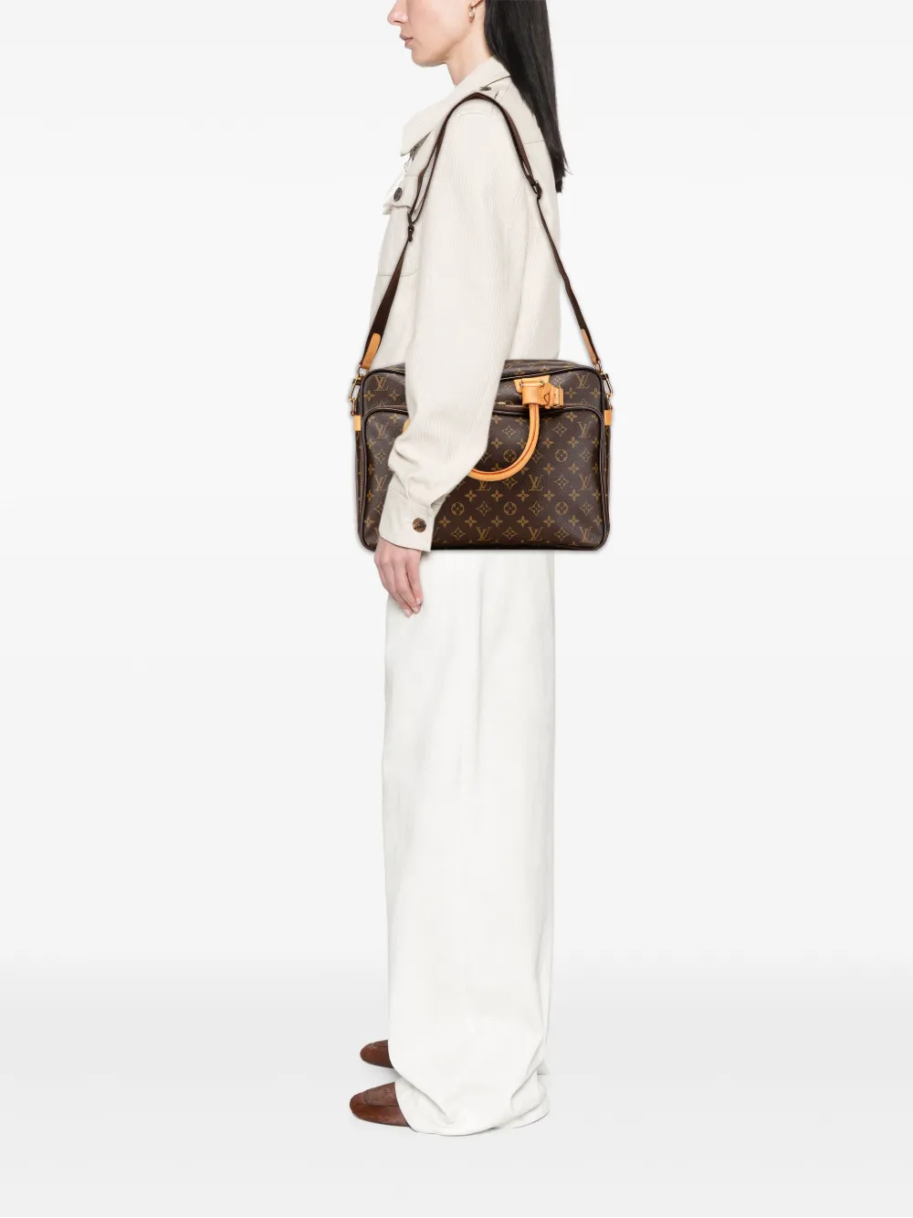 Louis Vuitton Pre-Owned 2012 Monogram Icare business bag | Pre-Owned | Image 2