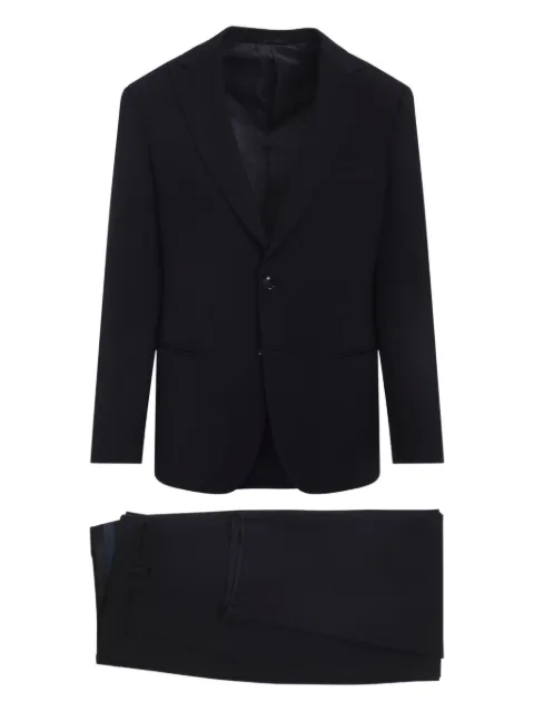 Giorgio Armani traje con botones