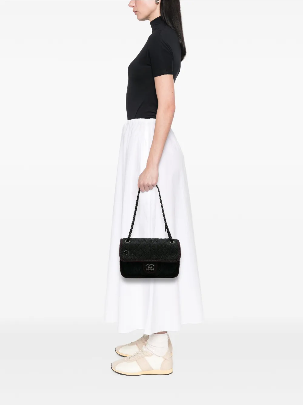 CHANEL Pre-Owned 2015-2016 Paris-Salzburg Medium Quilted Wool Edelweiss Flap crossbody bag | Pre-Owned | Image 2