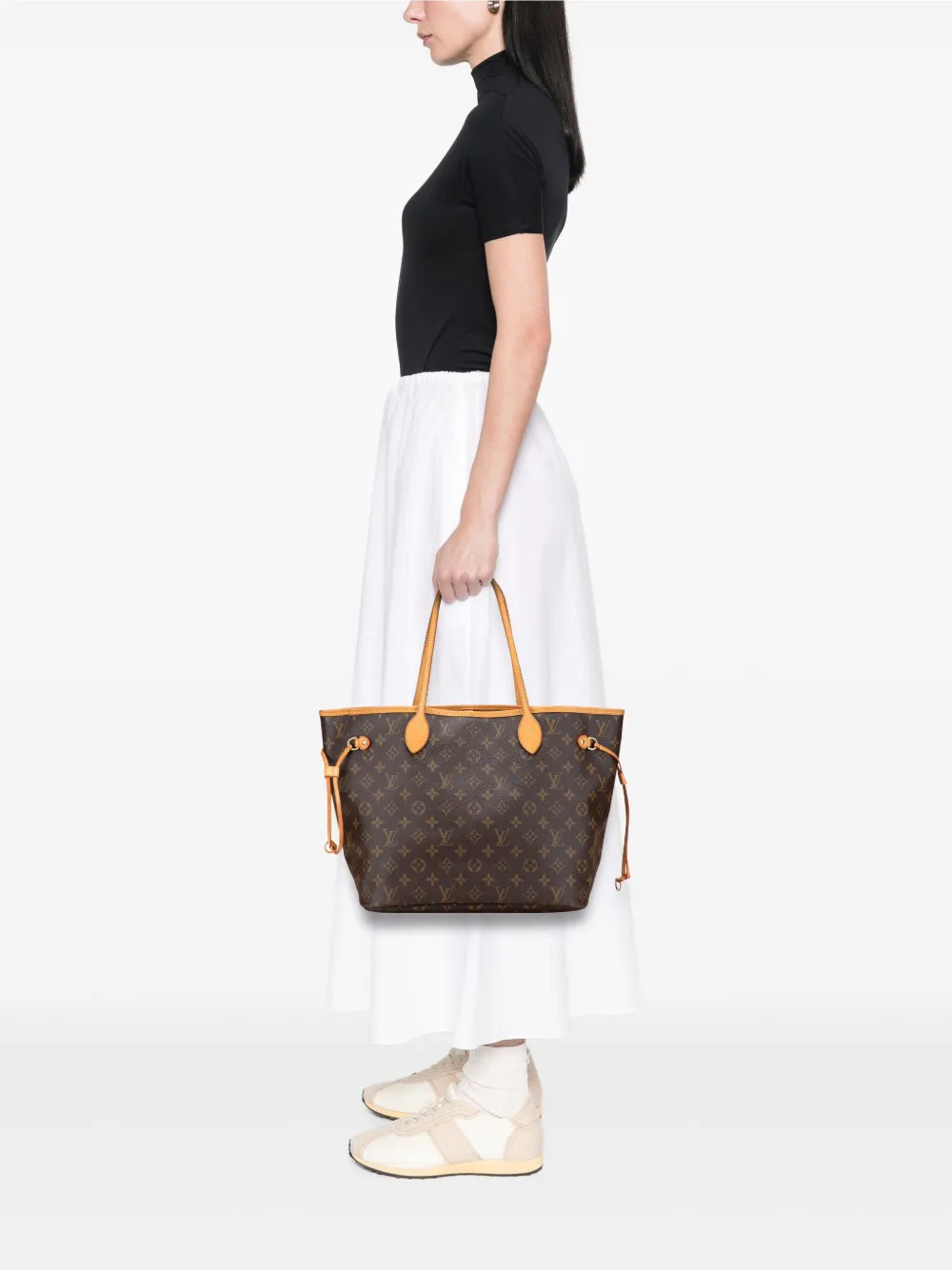 Pre-owned Louis Vuitton 2009 Monogram Neverfull Mm Tote Bag In Brown