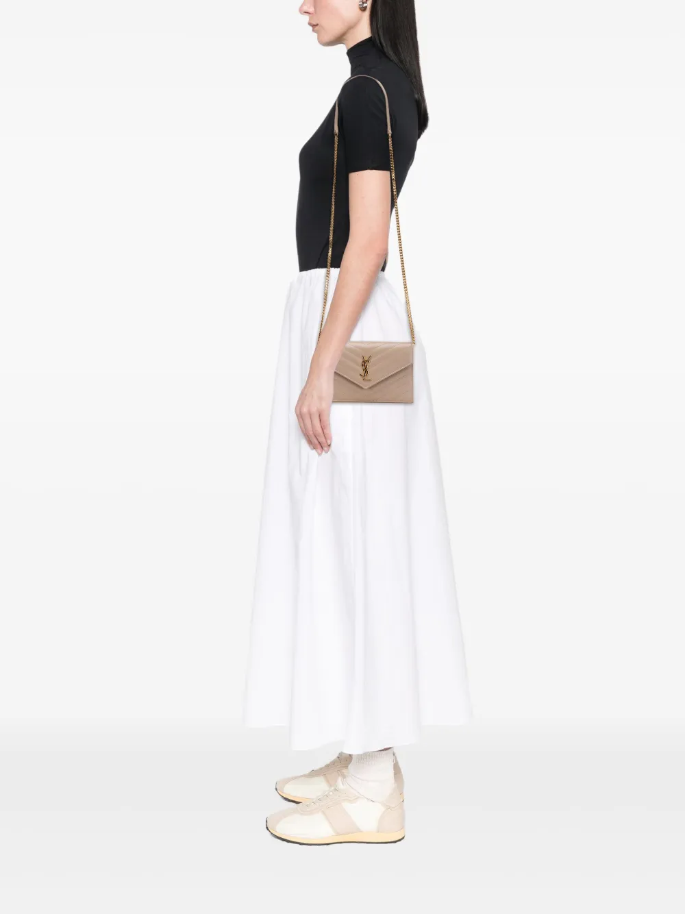 Saint Laurent Pre-Owned 2025 Grain De Poudre Cassandre Envelope Chain Wallet crossbody bag | Pre-Owned | Image 2