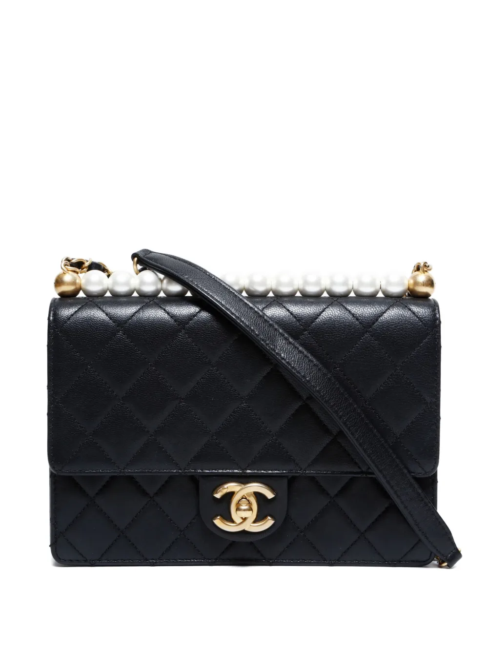 CHANEL Pre-Owned 2019 diamond-quilted shoulder bag | Black | Image 1