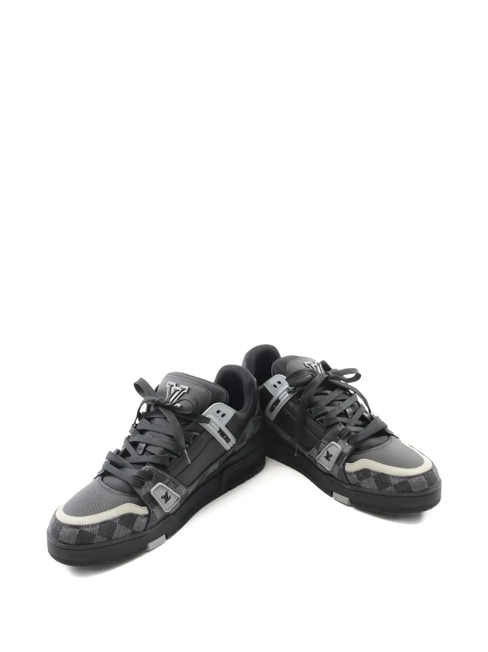 Pre-owned Louis Vuitton Lv Trainer Sneakers In Black