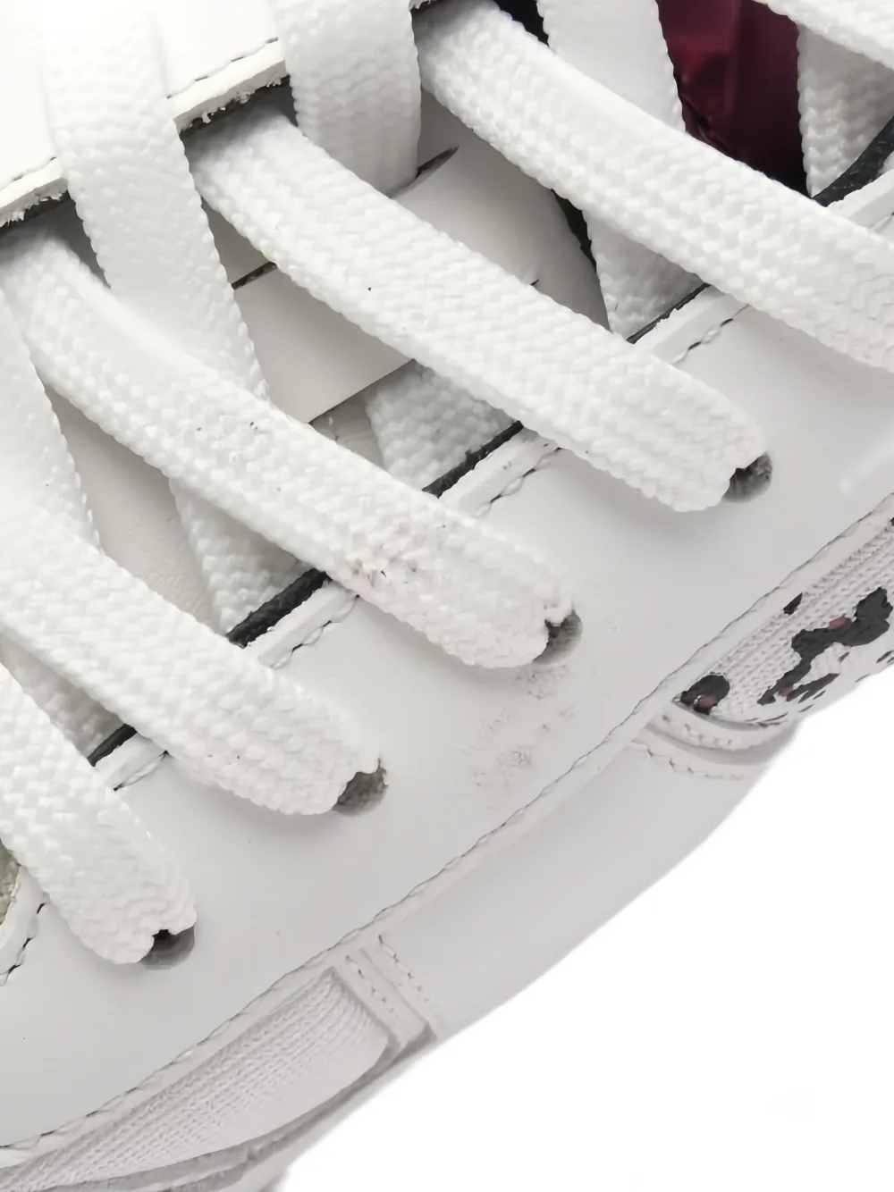 Pre-owned Louis Vuitton Runaway Leather Sneakers In White