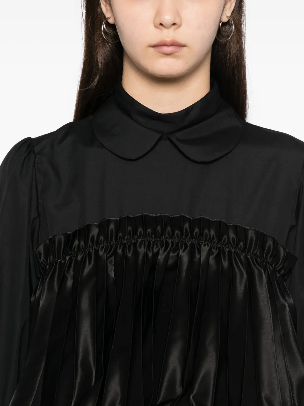 Noir Kei Ninomiya Geplooide blouse Zwart