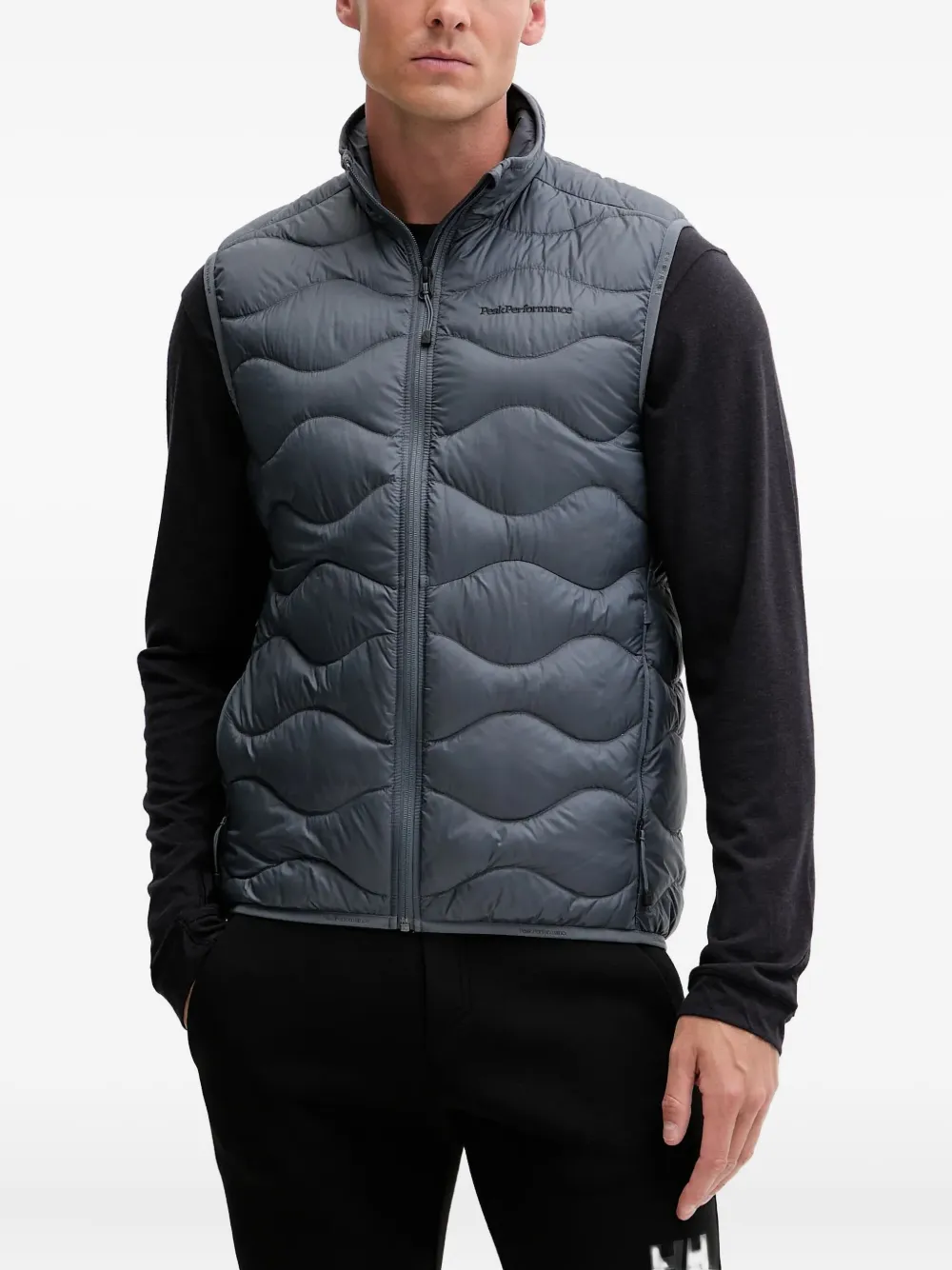Peak Performance Helium quilted-zip gilet | Grey | Image 1