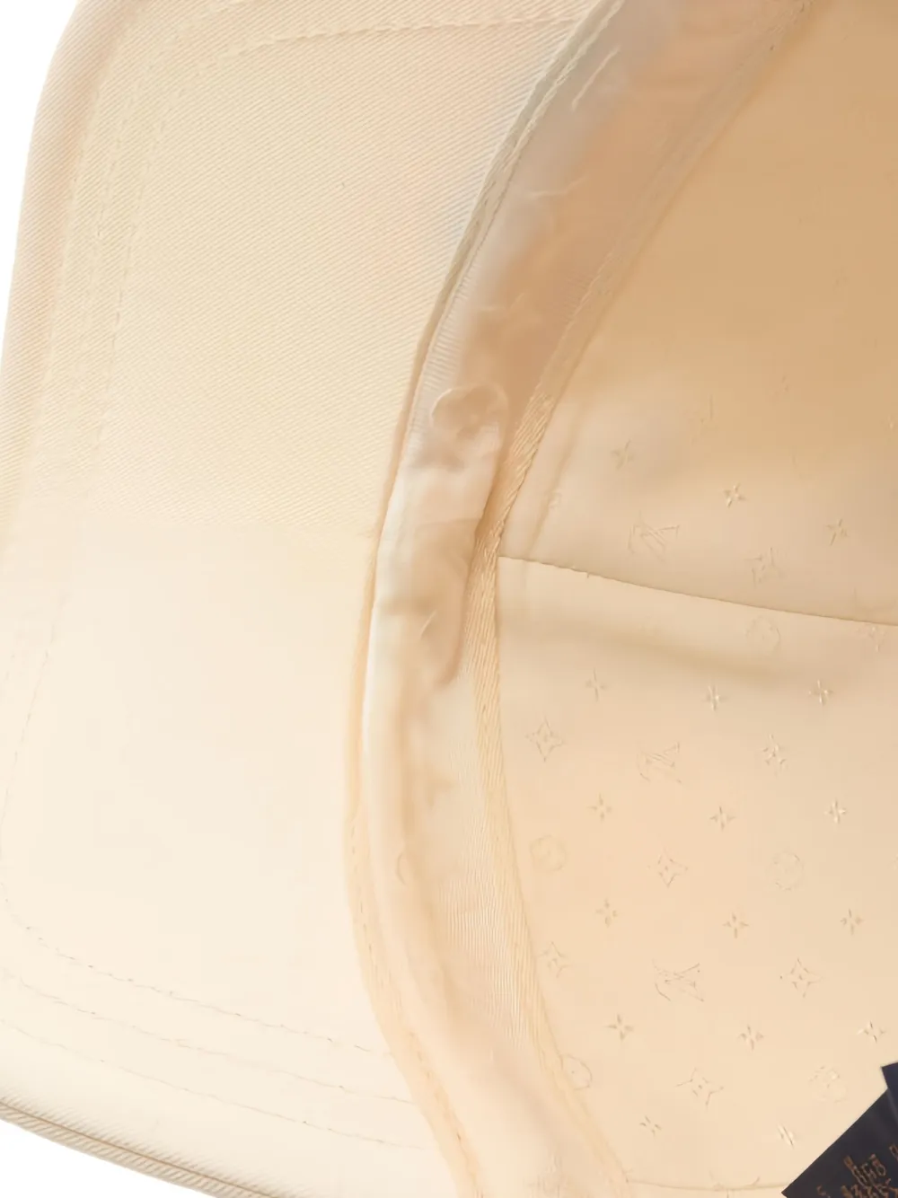 Pre-owned Louis Vuitton Lv Signature Cap In Neutral